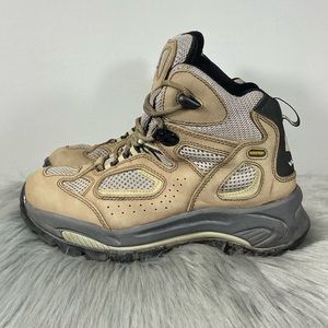 Vasque Waterproof Gore-Tex Hiking Boots Shoes